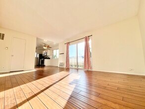 1810 N Harvard Blvd in Los Angeles, CA - Building Photo - Building Photo