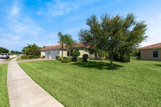 4960 55th St in Vero Beach, FL - Building Photo - Building Photo
