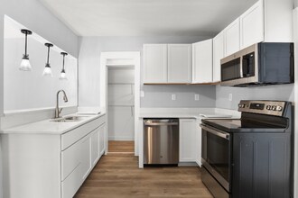 417 Wilson St in Sun Prairie, WI - Building Photo - Building Photo