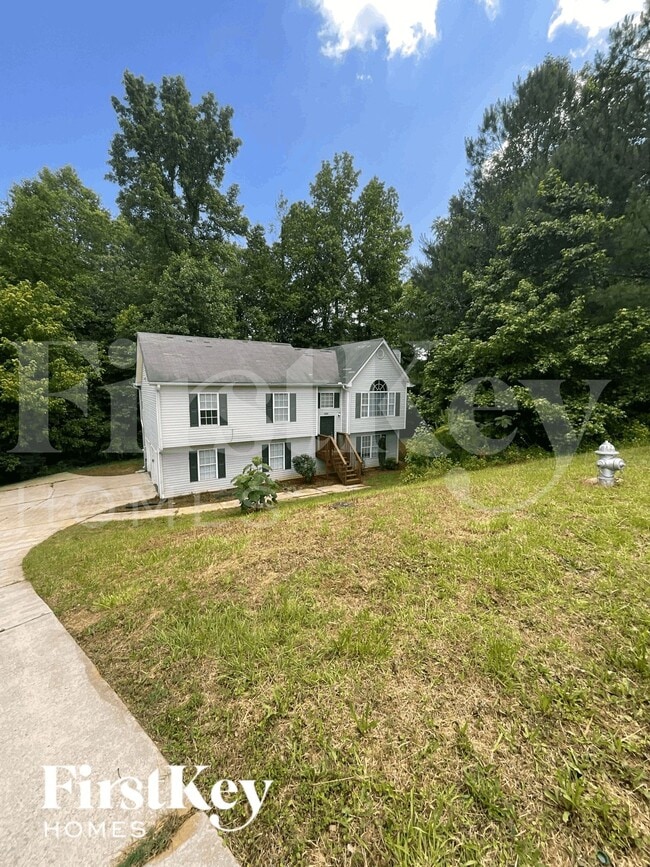 property at 1404 Lancaster Ct