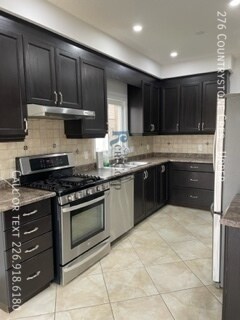 276 Countrystone Crescent in Kitchener, ON - Building Photo - Building Photo