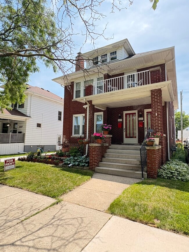 property at 1019 Maryland St