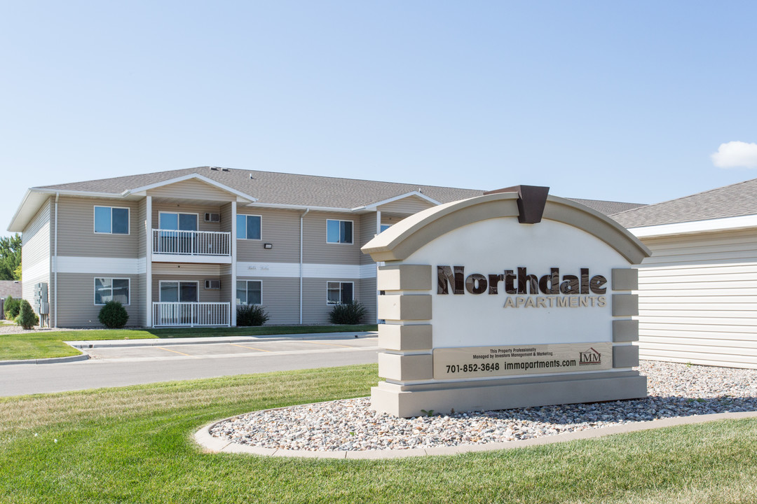 Northdale in Minot, ND - Foto de edificio