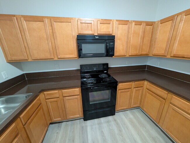 3960 Kirkpatrick Cir-Unit -apt 2 in Jacksonville, FL - Building Photo - Building Photo