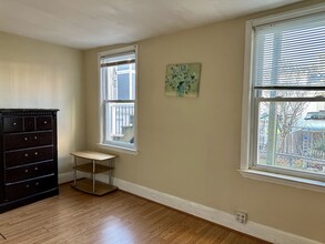 45 Lexington St, Unit #1 in Boston, MA - Building Photo - Building Photo