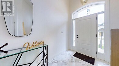 242 Mt Pleasant St in Brantford, ON - Building Photo - Building Photo