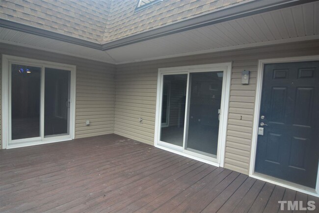 336 Summerwalk Cir in Chapel Hill, NC - Building Photo - Building Photo