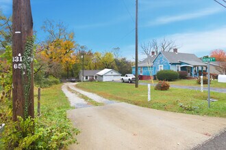 3104 Husky Way in Knoxville, TN - Building Photo - Building Photo