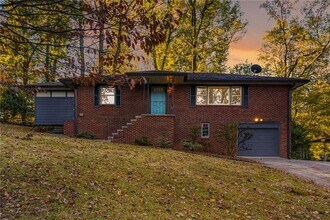 436 Grady Pl in Hapeville, GA - Building Photo - Building Photo