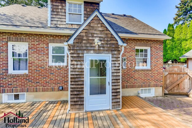 property at 2628 SE 157th Ave