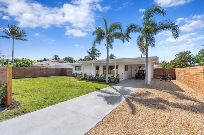 property at 918 SE 3rd Ave