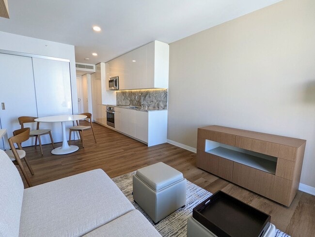 property at 987 Queen St