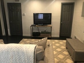1617 S Adams St in Tallahassee, FL - Building Photo - Building Photo