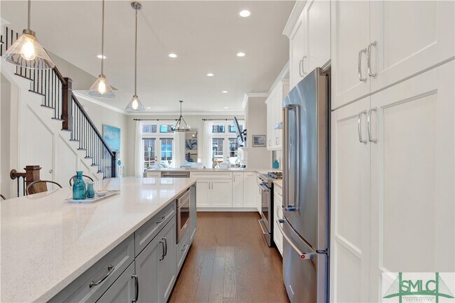 property at 437 Port St