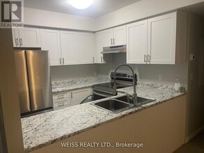 75 Weldrick Rd E in Richmond Hill, ON - Building Photo - Building Photo