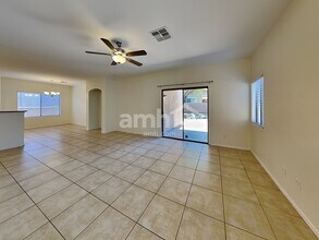 136 E Corte Rancho Colina in Sahuarita, AZ - Building Photo - Building Photo