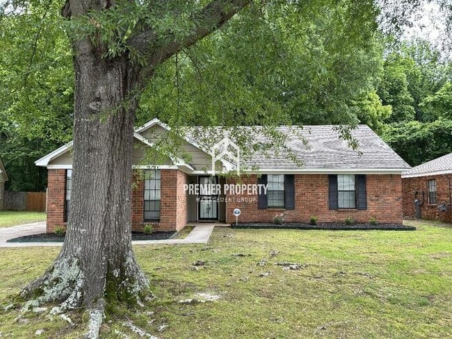 property at 3764 Kennings Dr