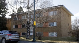 The Vanessa Apartments in Calgary, AB - Building Photo