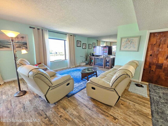 4600 Ocean Beach Blvd in Cocoa Beach, FL - Building Photo - Building Photo