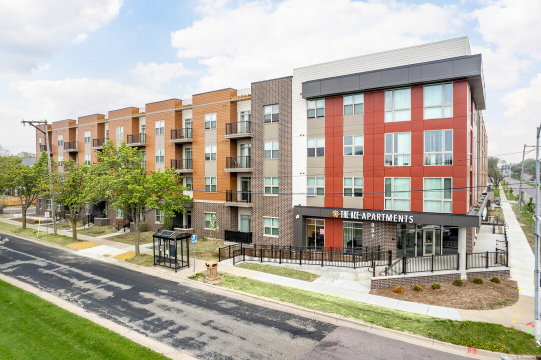 The Ace Apartments in Madison, WI - Building Photo