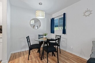 2603 Parker Ln in Austin, TX - Building Photo - Building Photo