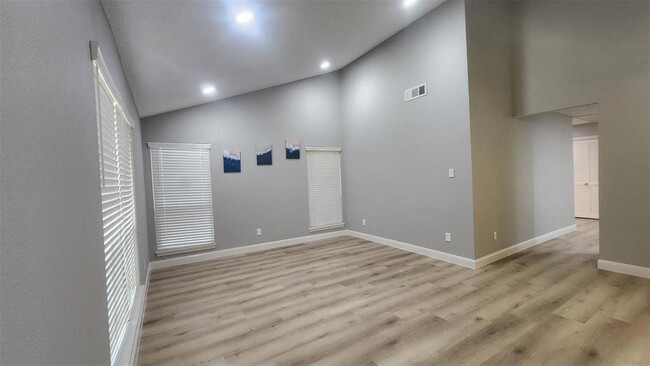 property at 7925 Kendalia Dr
