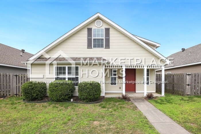 4481 W Pecan St in Fayetteville, AR - Building Photo