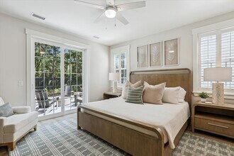 205 Halyard Dr in Hilton Head Island, SC - Building Photo - Building Photo