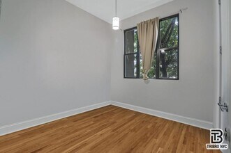 3462-62 10th St in Queens, NY - Building Photo - Building Photo