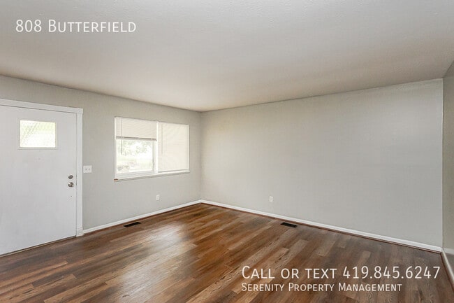 808 Butterfield Dr in Toledo, OH - Building Photo - Building Photo