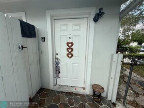 421 NE 11th St in Fort Lauderdale, FL - Building Photo - Building Photo