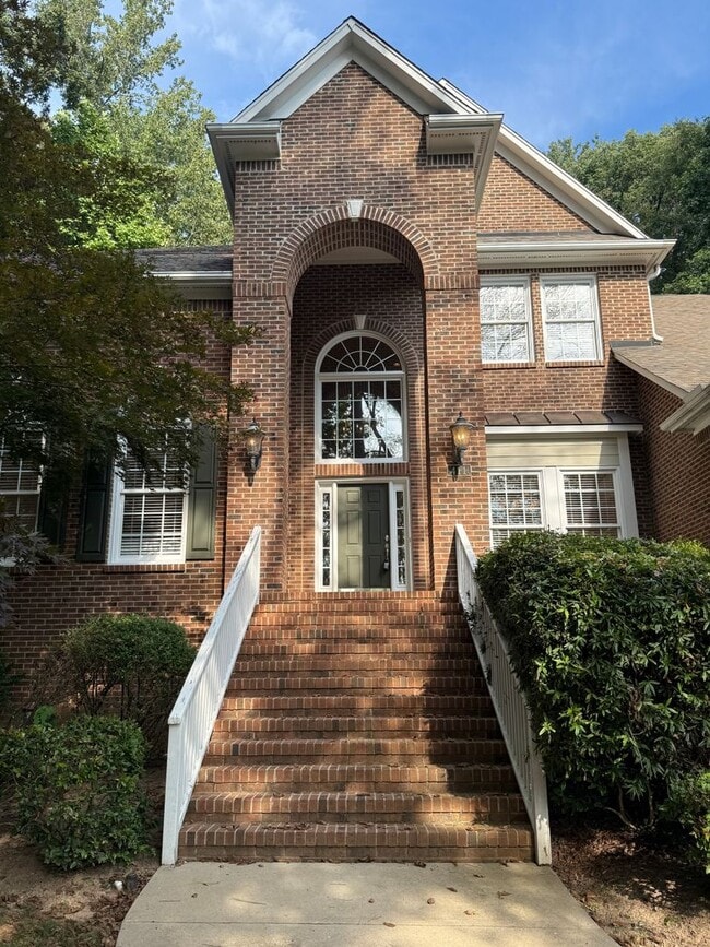 411 Hogan Woods Cir in Chapel Hill, NC - Building Photo - Building Photo