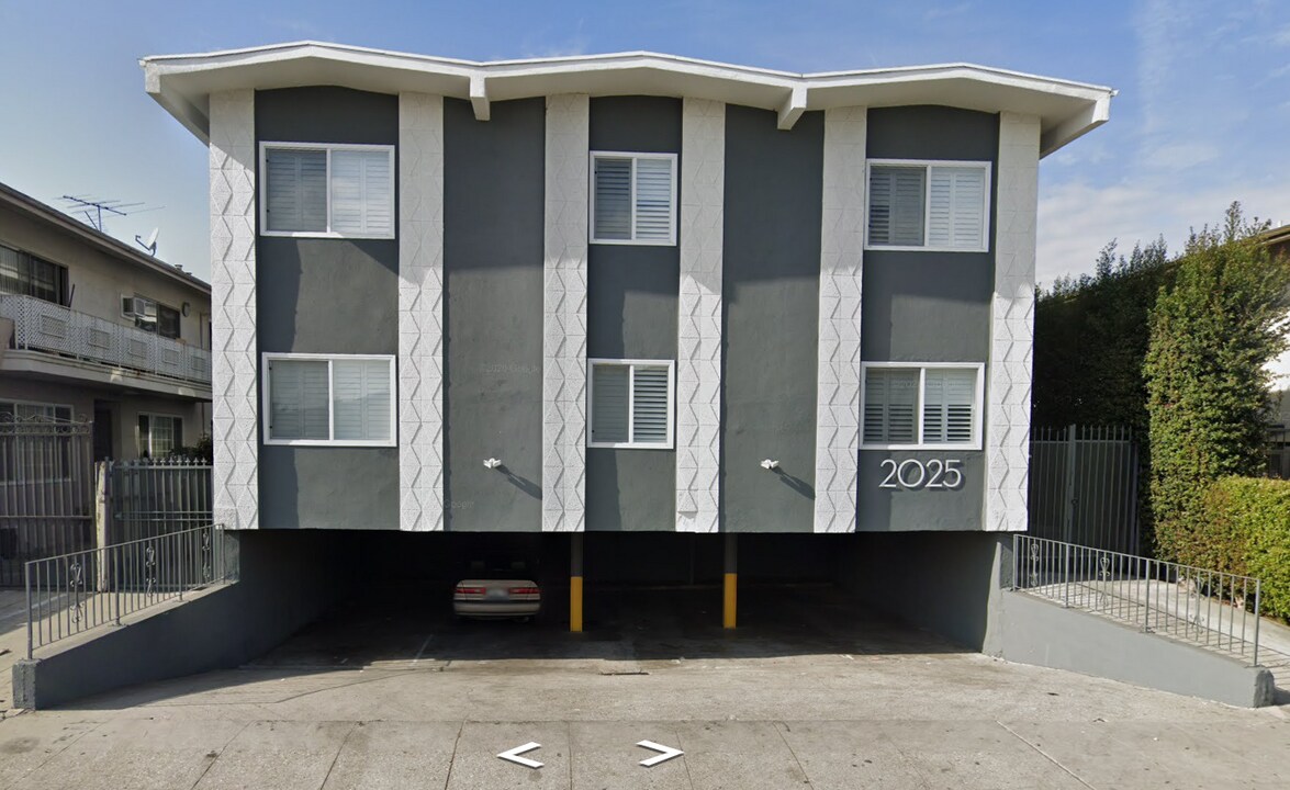 2025 S Shenandoah St in Los Angeles, CA - Foto de edificio