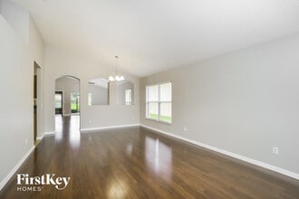 5374 Florence Harbor Dr in Orlando, FL - Building Photo - Building Photo