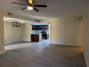 9445 N 94th Plz, Unit 109 in Scottsdale, AZ - Building Photo - Building Photo