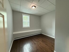 690 Lawrence St in Lowell, MA - Building Photo - Building Photo