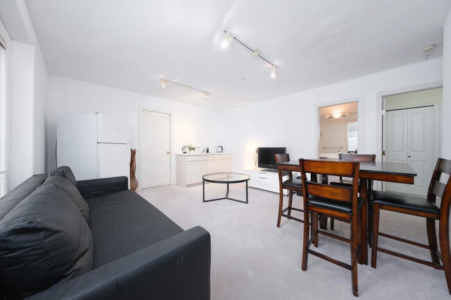 property at 1122 W 41st Ave