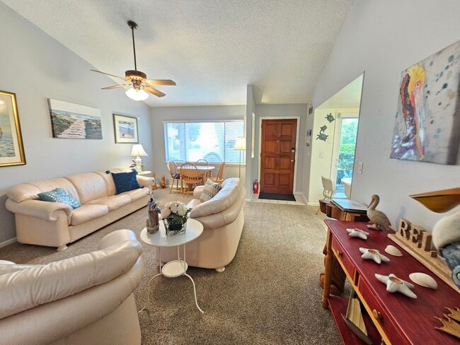 1145 N Shannon Ave in Indialantic, FL - Building Photo - Building Photo