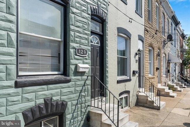 129 N Curley St in Baltimore, MD - Building Photo - Building Photo