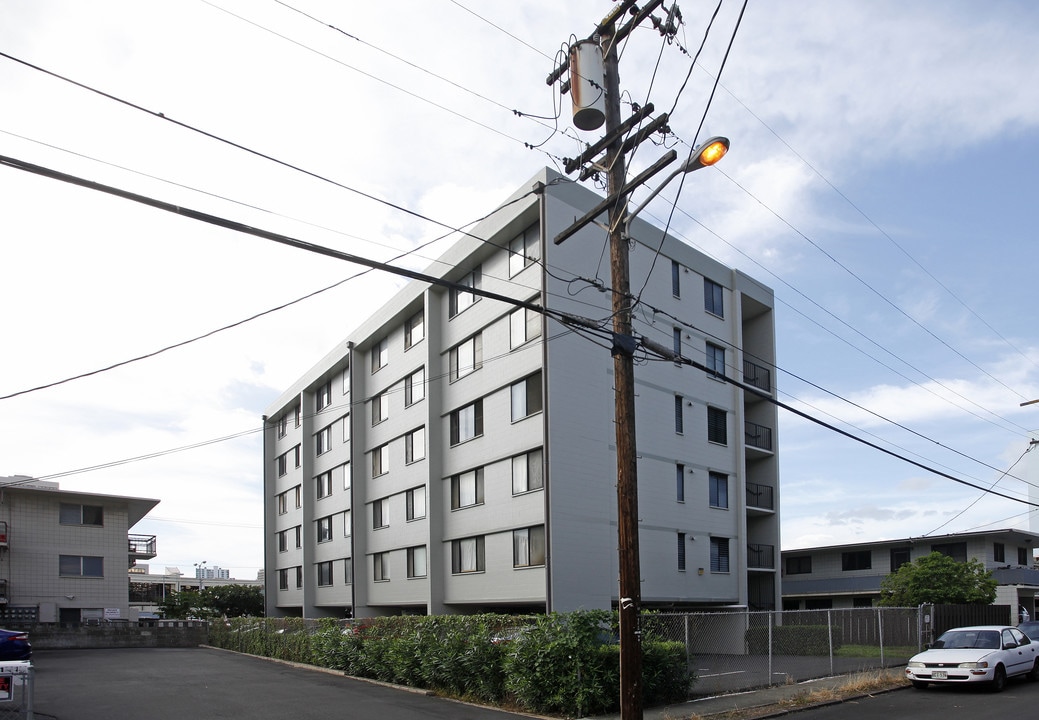 Kinau Regent in Honolulu, HI - Foto de edificio