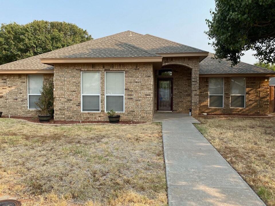5104 Sherwood Dr in Midland, TX - Building Photo