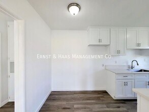 1027 E 7th St-Unit -01 in Long Beach, CA - Building Photo - Building Photo