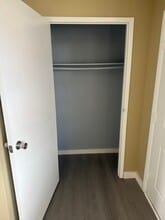 204 N Warren St in Morgantown, KY - Foto de edificio - Building Photo