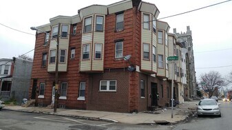 214 N 54th St in Philadelphia, PA - Building Photo
