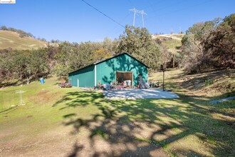 14605 Kincaid Rd in Mount Hamilton, CA - Building Photo - Building Photo