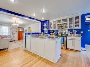 1512 College St in Baldwin City, KS - Building Photo - Building Photo