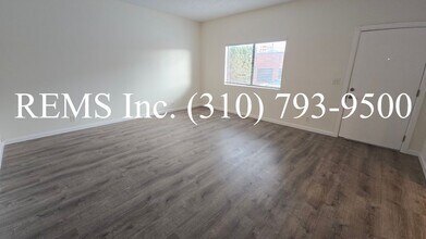 511 E Franklin Ave in El Segundo, CA - Building Photo - Building Photo