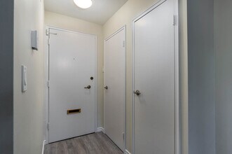 Embassy Apartments in Sarnia, ON - Building Photo - Building Photo