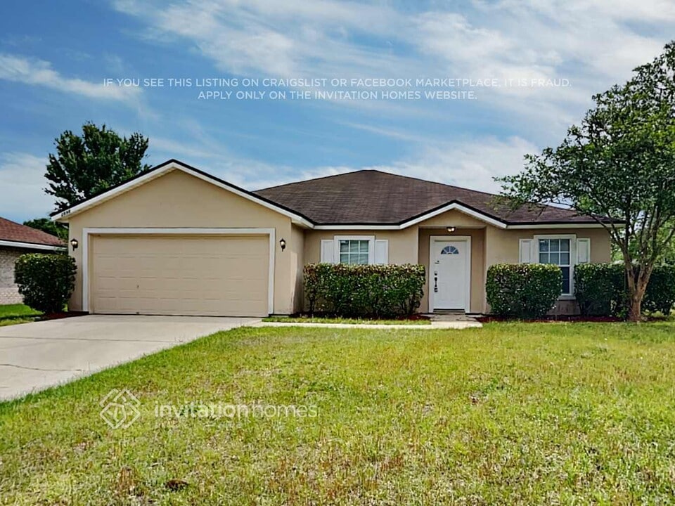 2898 Taylor Hill Dr in Jacksonville, FL - Building Photo