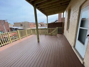 1155 W Dickens Ave in Chicago, IL - Building Photo - Building Photo